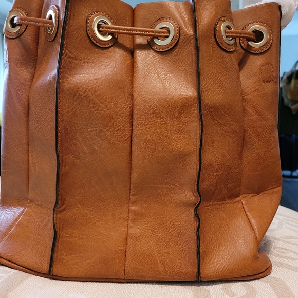 Handbag Republic Classic- cognac color, vegan leather - Picture 2 of 14